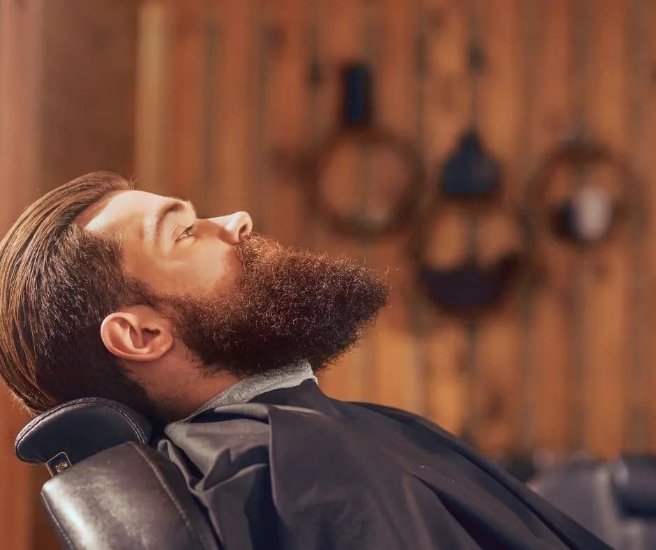 Jak zagęścić zarost? Skuteczne metody i plan dla Twojej brody