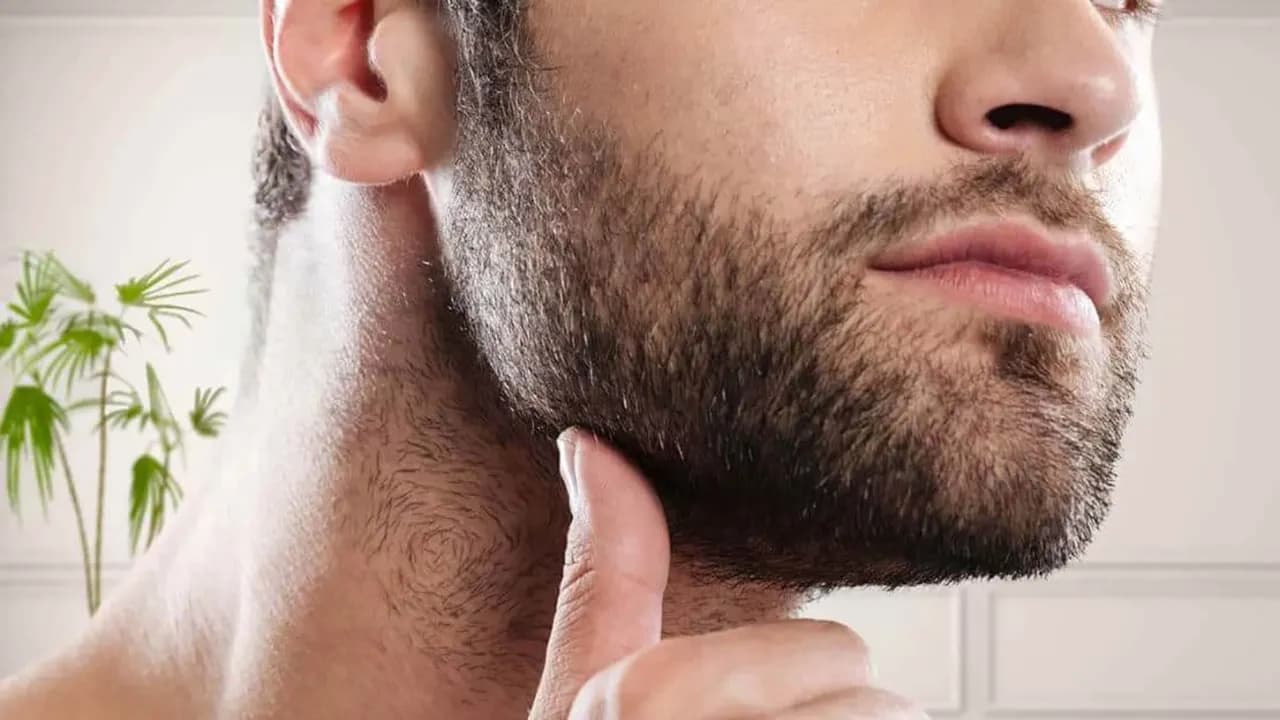 Jak pobudzić zarost? Od domowych sposobów do minoksydylu